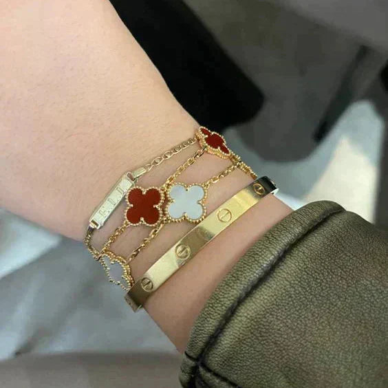 Clover Red