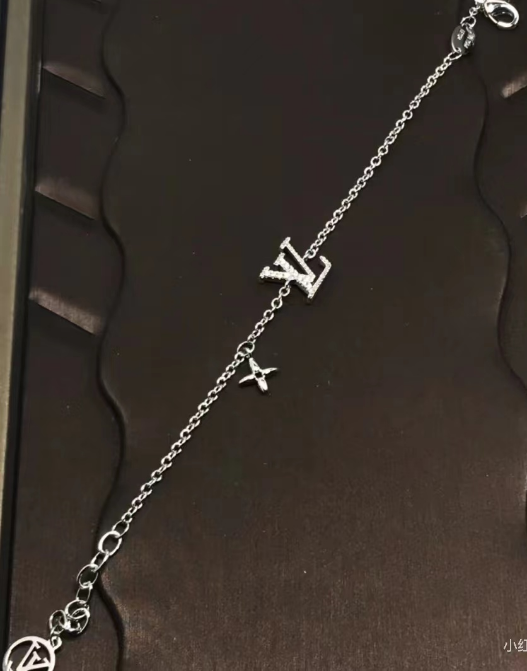 Mesmera Bracelet