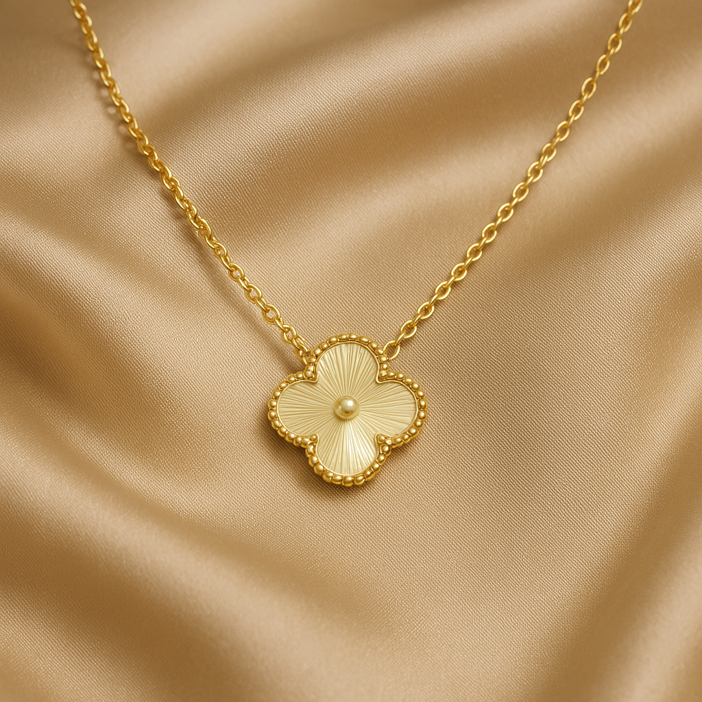 Clover Gld Necklace