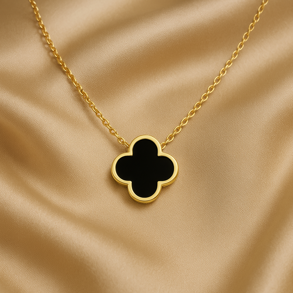 Clover Blk Necklace