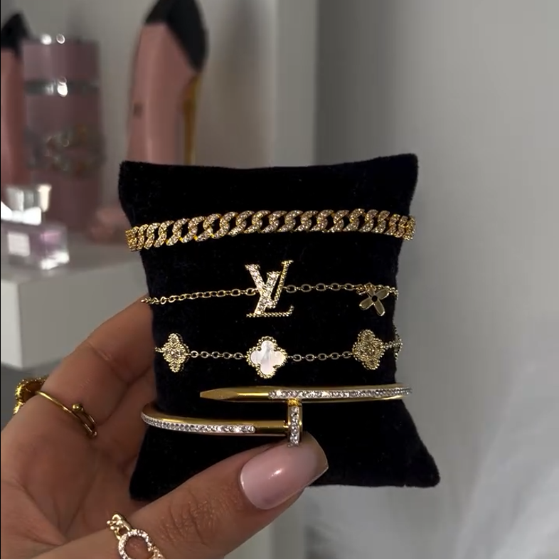 Golden Set