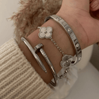 Elegance Stack