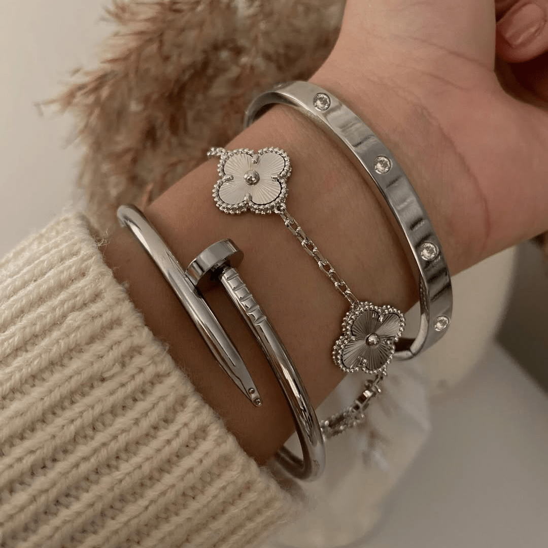 Elegance Stack