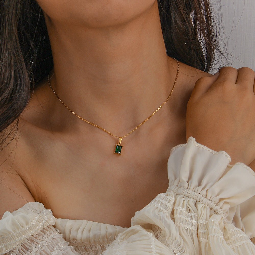 Emi Necklace