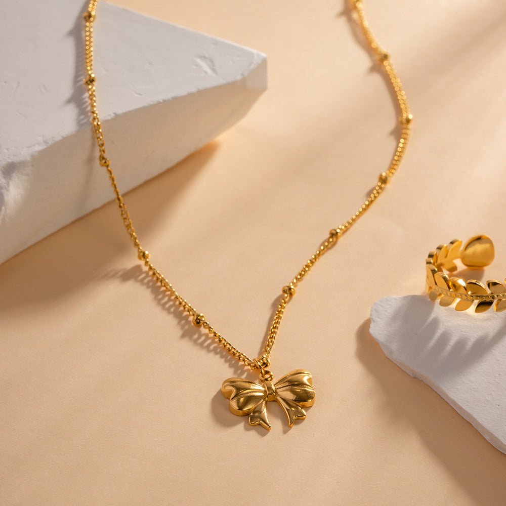 June Necklace