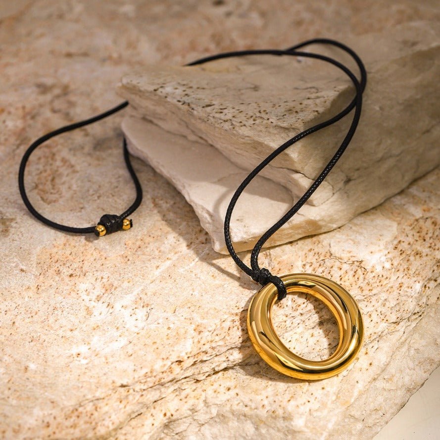 Leonora Necklace