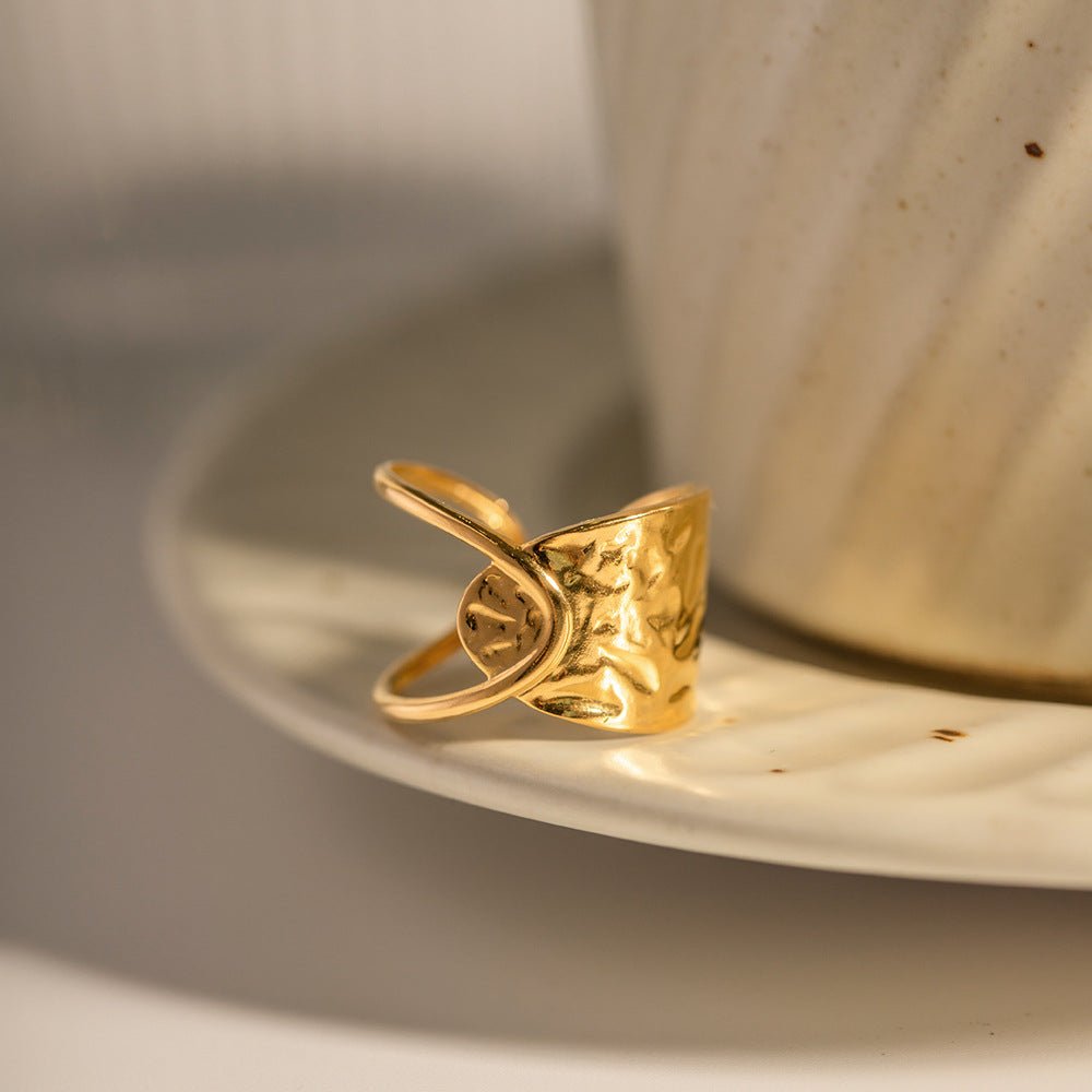 Mabel Ring