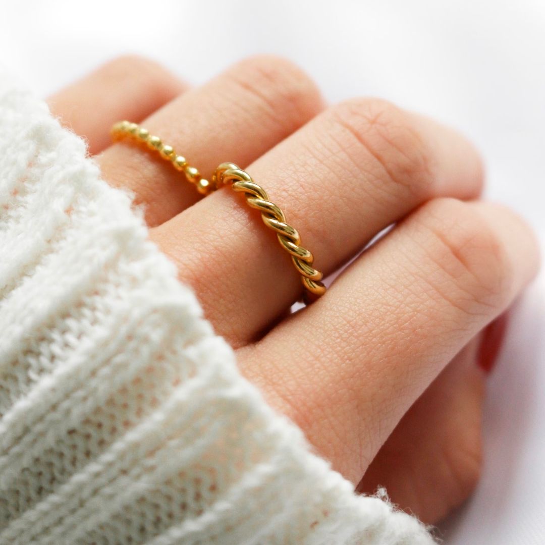Melody Twist Ring