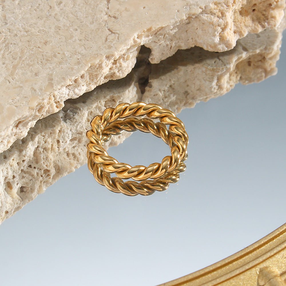 Melody Twist Ring