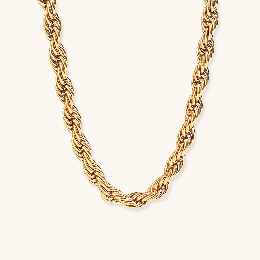 Mila Necklace